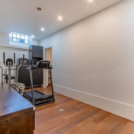 Appartement Particulier Dans Le 17eme Arondissement *
